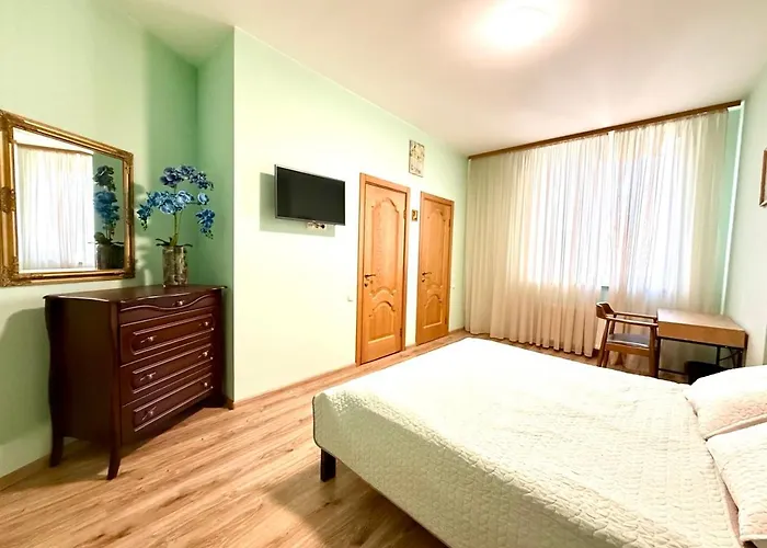 з видом на море 386